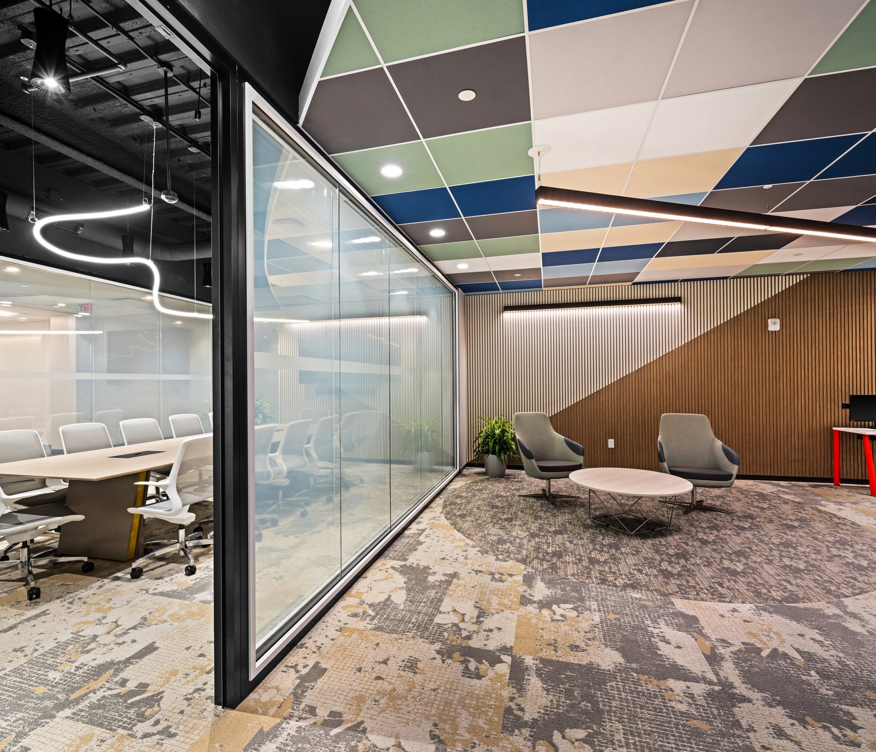 Fellowes Titan glass wall system with clear glazing in a commercial office